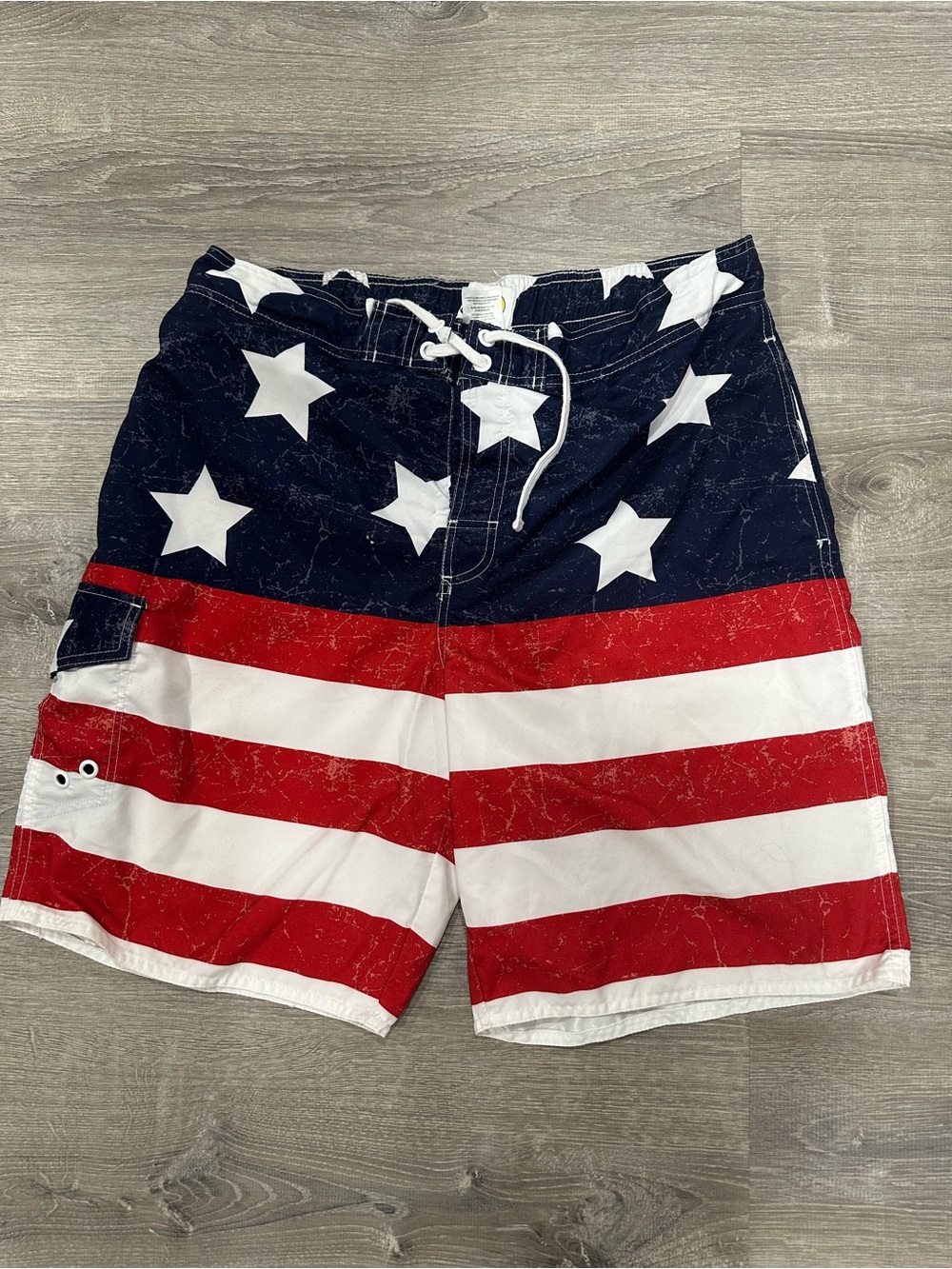 Mens Bass Pro Shops American Flag Swim Trunks Size Large